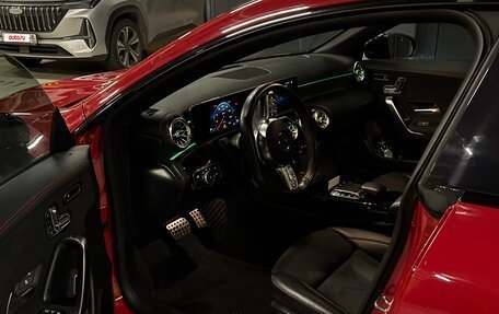 Mercedes-Benz CLA, 2019 год, 3 100 000 рублей, 11 фотография