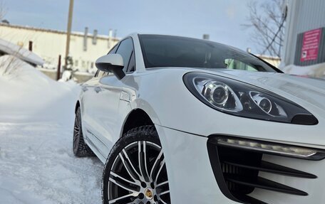 Porsche Macan I рестайлинг, 2014 год, 2 800 000 рублей, 2 фотография