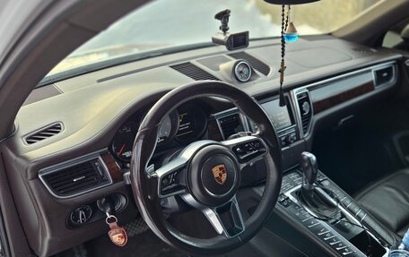 Porsche Macan I рестайлинг, 2014 год, 2 800 000 рублей, 11 фотография