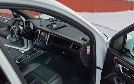 Porsche Macan I рестайлинг, 2014 год, 2 800 000 рублей, 19 фотография