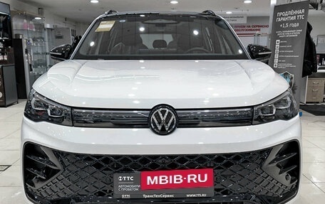 Volkswagen Tiguan, 2025 год, 5 199 000 рублей, 2 фотография