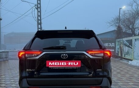 Toyota RAV4, 2020 год, 3 500 000 рублей, 4 фотография