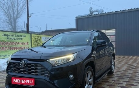 Toyota RAV4, 2020 год, 3 500 000 рублей, 3 фотография