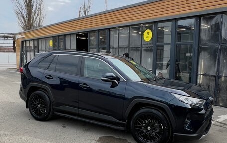 Toyota RAV4, 2020 год, 3 500 000 рублей, 14 фотография