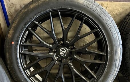 Toyota RAV4, 2020 год, 3 500 000 рублей, 16 фотография