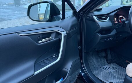 Toyota RAV4, 2020 год, 3 500 000 рублей, 12 фотография