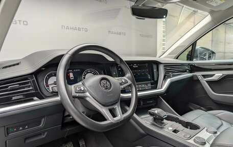 Volkswagen Touareg III, 2018 год, 5 097 000 рублей, 8 фотография