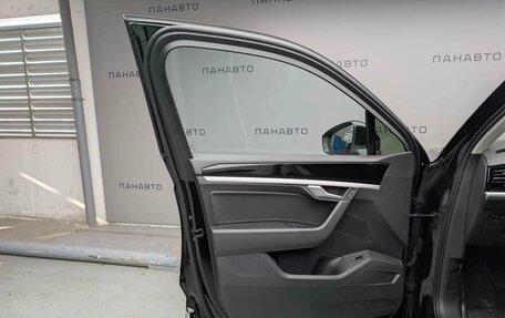 Volkswagen Touareg III, 2018 год, 5 097 000 рублей, 7 фотография