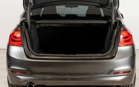 BMW 3 серия, 2018 год, 2 050 000 рублей, 6 фотография