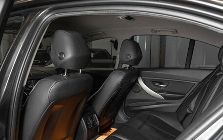 BMW 3 серия, 2018 год, 2 050 000 рублей, 9 фотография