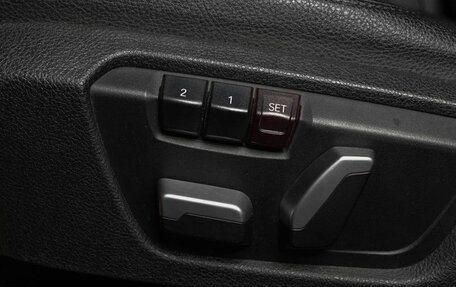 BMW 3 серия, 2018 год, 2 050 000 рублей, 14 фотография