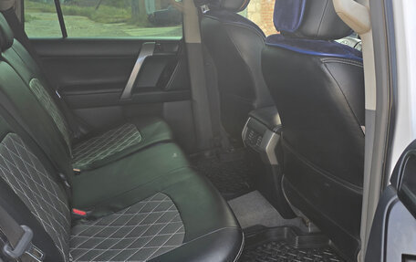 Toyota Land Cruiser Prado 150 рестайлинг 2, 2012 год, 2 900 000 рублей, 9 фотография