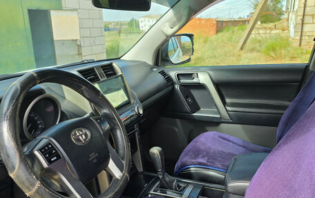 Toyota Land Cruiser Prado 150 рестайлинг 2, 2012 год, 2 900 000 рублей, 11 фотография