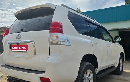 Toyota Land Cruiser Prado 150 рестайлинг 2, 2012 год, 2 900 000 рублей, 6 фотография