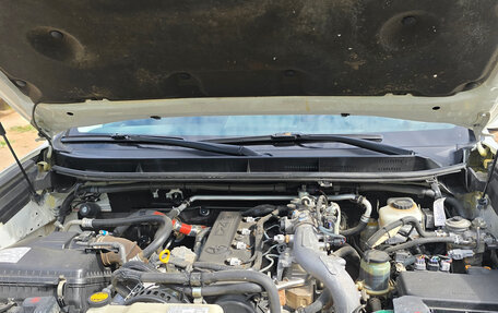 Toyota Land Cruiser Prado 150 рестайлинг 2, 2012 год, 2 900 000 рублей, 18 фотография