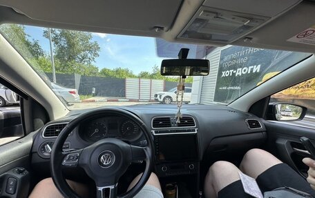 Volkswagen Polo VI (EU Market), 2012 год, 700 000 рублей, 7 фотография