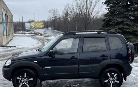 Chevrolet Niva I рестайлинг, 2015 год, 710 000 рублей, 1 фотография