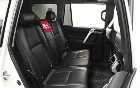 Toyota Land Cruiser Prado 150 рестайлинг 2, 2021 год, 6 640 000 рублей, 7 фотография