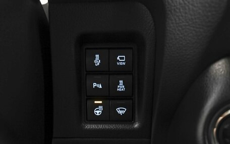 Toyota Land Cruiser Prado 150 рестайлинг 2, 2021 год, 6 640 000 рублей, 22 фотография