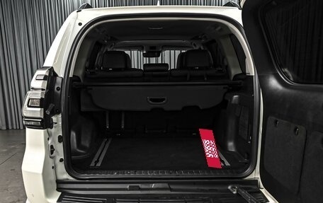 Toyota Land Cruiser Prado 150 рестайлинг 2, 2021 год, 6 640 000 рублей, 27 фотография