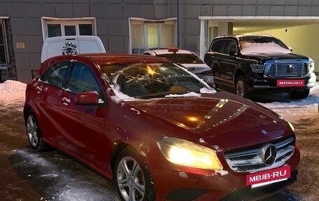 Mercedes-Benz A-Класс, 2013 год, 1 150 000 рублей, 2 фотография