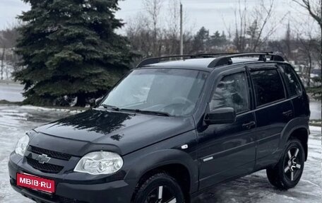 Chevrolet Niva I рестайлинг, 2015 год, 710 000 рублей, 4 фотография