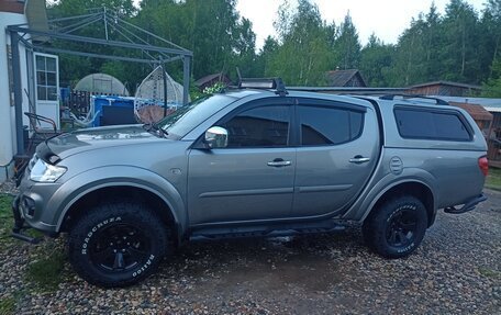 Mitsubishi L200 IV рестайлинг, 2014 год, 1 750 000 рублей, 1 фотография
