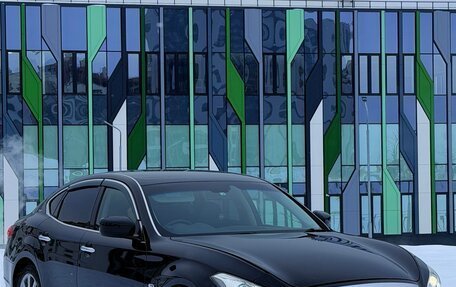 Nissan Fuga II, 2010 год, 800 000 рублей, 3 фотография