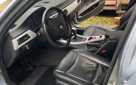 BMW 3 серия, 2009 год, 1 050 000 рублей, 6 фотография