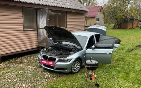 BMW 3 серия, 2009 год, 1 050 000 рублей, 8 фотография