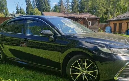 Toyota Camry, 2023 год, 3 999 999 рублей, 8 фотография