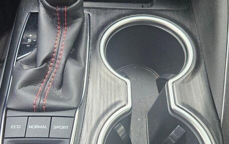 Toyota Camry, 2023 год, 3 999 999 рублей, 21 фотография