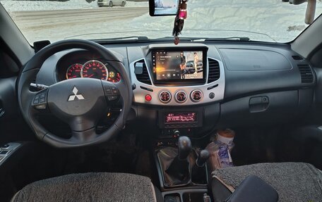 Mitsubishi L200 IV рестайлинг, 2014 год, 1 750 000 рублей, 14 фотография