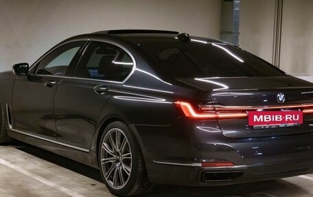 BMW 7 серия, 2019 год, 6 050 000 рублей, 8 фотография