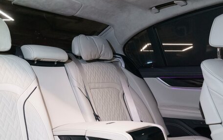 BMW 7 серия, 2019 год, 6 050 000 рублей, 26 фотография