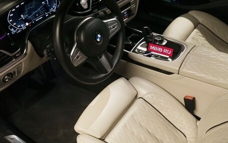 BMW 7 серия, 2019 год, 6 050 000 рублей, 15 фотография