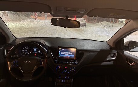 Hyundai Solaris II рестайлинг, 2018 год, 1 100 000 рублей, 5 фотография