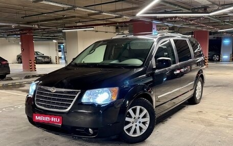 Chrysler Voyager IV, 2008 год, 2 550 000 рублей, 1 фотография