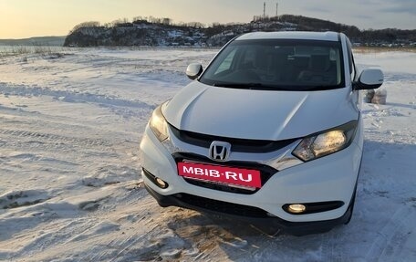 Honda Vezel, 2014 год, 1 400 000 рублей, 6 фотография