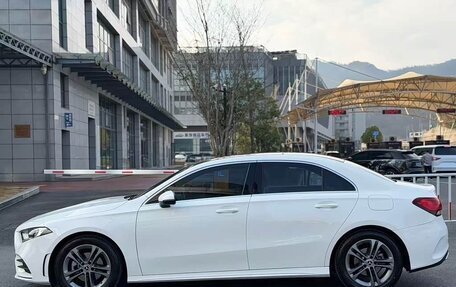 Mercedes-Benz A-Класс, 2022 год, 2 050 000 рублей, 5 фотография