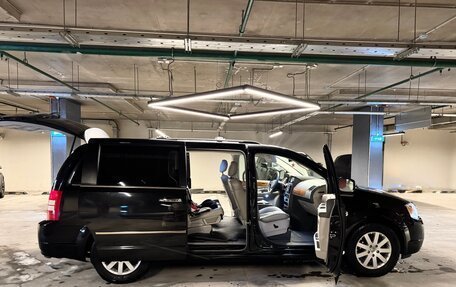 Chrysler Voyager IV, 2008 год, 2 550 000 рублей, 11 фотография