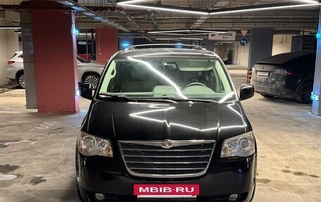Chrysler Voyager IV, 2008 год, 2 550 000 рублей, 22 фотография