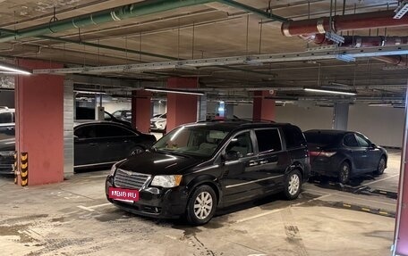 Chrysler Voyager IV, 2008 год, 2 550 000 рублей, 26 фотография