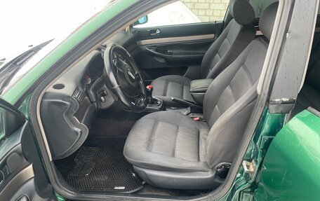 Audi A4, 1998 год, 460 000 рублей, 12 фотография