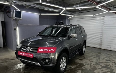 Mitsubishi Pajero Sport II рестайлинг, 2015 год, 2 200 000 рублей, 3 фотография