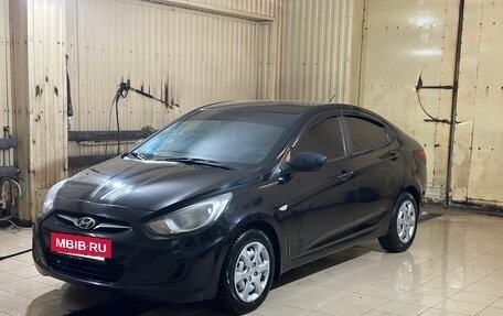 Hyundai Solaris II рестайлинг, 2013 год, 650 000 рублей, 2 фотография