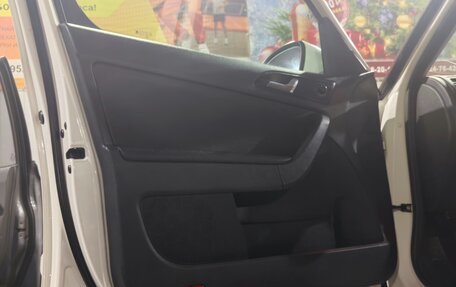 Skoda Yeti I рестайлинг, 2014 год, 1 000 000 рублей, 22 фотография