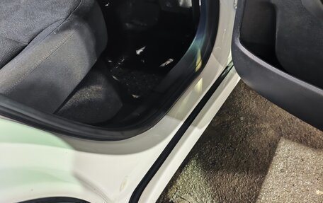 Skoda Yeti I рестайлинг, 2014 год, 1 000 000 рублей, 15 фотография