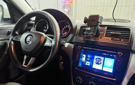 Skoda Yeti I рестайлинг, 2014 год, 1 000 000 рублей, 26 фотография