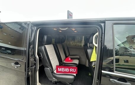 Volkswagen Caravelle T6 рестайлинг, 2017 год, 2 500 000 рублей, 9 фотография